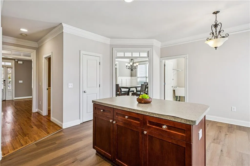 1856 Perry Boulevard Nw, Atlanta, Georgia 30318, 3 Bedrooms Bedrooms, ,3 BathroomsBathrooms,Residential,For Sale,1856 Perry Boulevard Nw,7668721