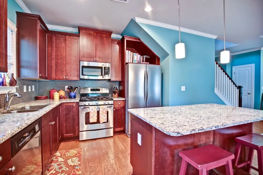 1314 Dupont Park Nw, Atlanta, Georgia 30318, 3 Bedrooms Bedrooms, ,2 BathroomsBathrooms,Residential,Sold,1314 Dupont Park Nw,5714529