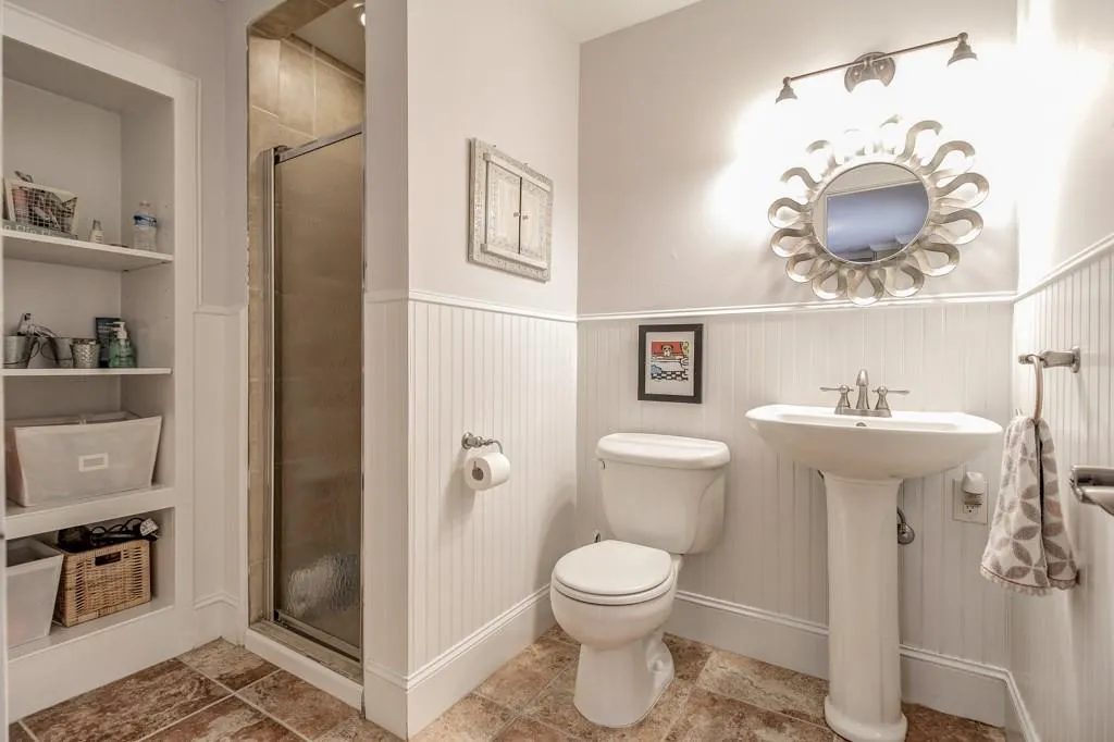 126 Hardeman Road, Sandy Springs, Georgia 30342, 3 Bedrooms Bedrooms, ,3 BathroomsBathrooms,Residential,Sold,126 Hardeman Road,5655369