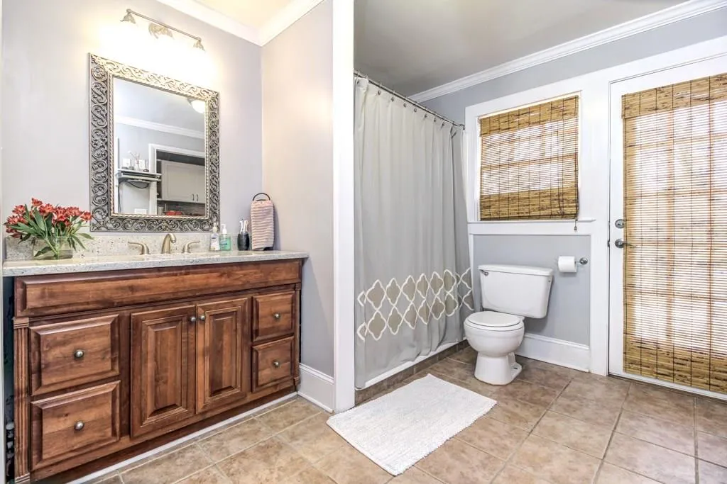 126 Hardeman Road, Sandy Springs, Georgia 30342, 3 Bedrooms Bedrooms, ,3 BathroomsBathrooms,Residential,Sold,126 Hardeman Road,5655369