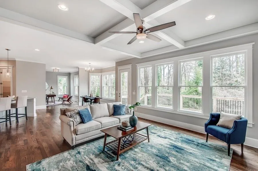 445 Windsor Parkway Ne, Sandy Springs, Georgia 30342, 6 Bedrooms Bedrooms, ,4 BathroomsBathrooms,Residential,Sold,445 Windsor Parkway Ne,6574846