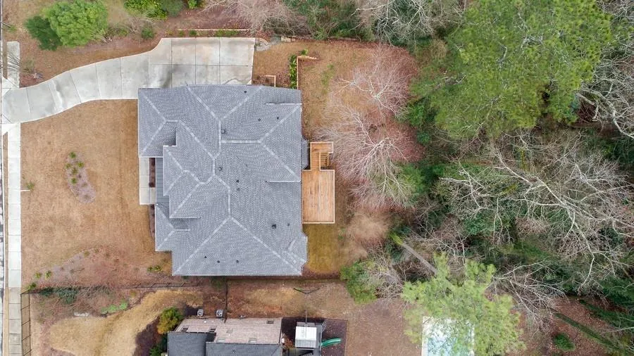 445 Windsor Parkway Ne, Sandy Springs, Georgia 30342, 6 Bedrooms Bedrooms, ,4 BathroomsBathrooms,Residential,Sold,445 Windsor Parkway Ne,6574846