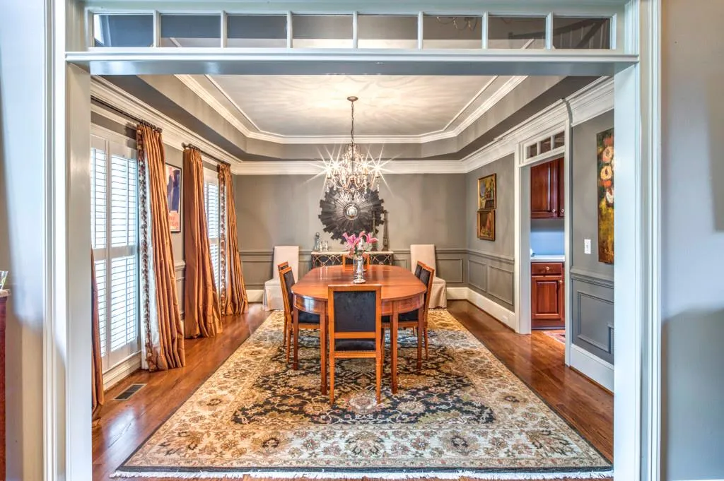 4495 Club Drive Ne, Atlanta, Georgia 30319, 4 Bedrooms Bedrooms, ,3 BathroomsBathrooms,Residential,Sold,4495 Club Drive Ne,5595137