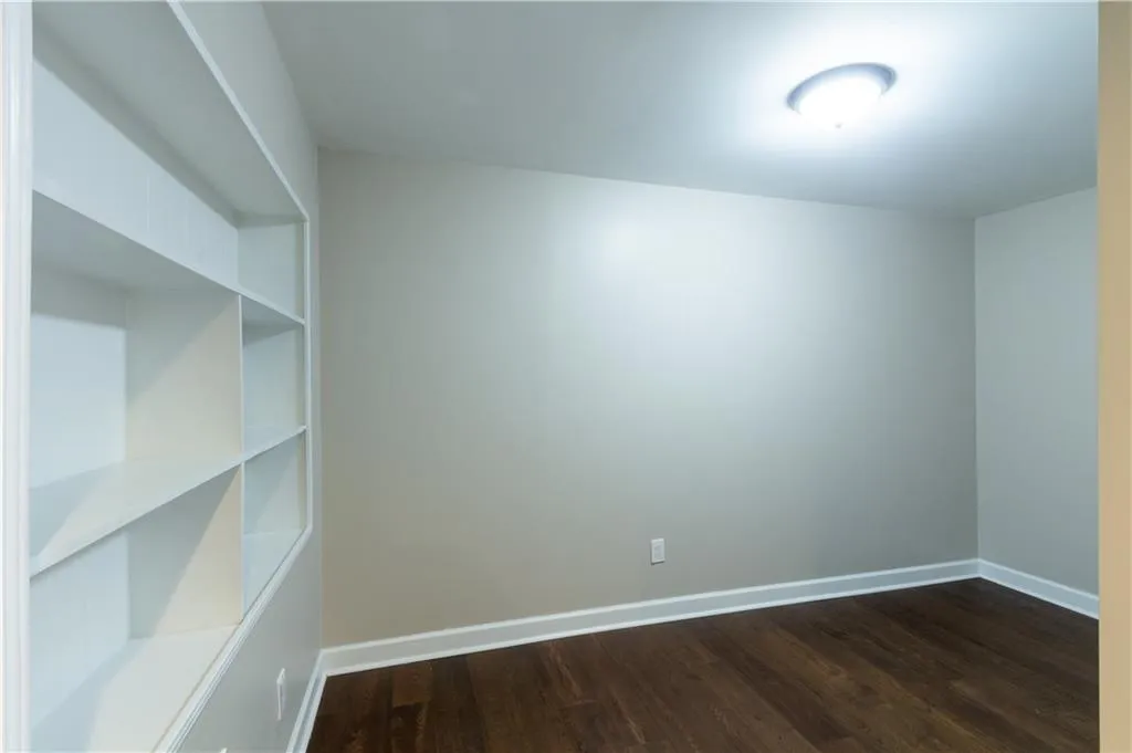 7130 Brandon Mill Road, Sandy Springs, Georgia 30328, 4 Bedrooms Bedrooms, ,3 BathroomsBathrooms,Residential,Sold,7130 Brandon Mill Road,7162667