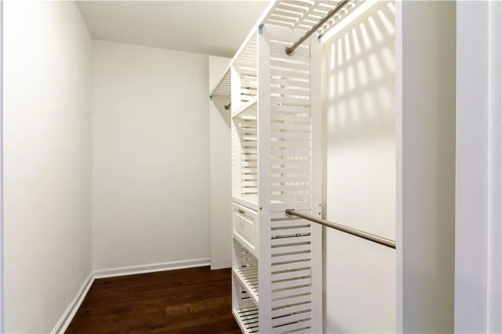 7130 Brandon Mill Road, Sandy Springs, Georgia 30328, 4 Bedrooms Bedrooms, ,3 BathroomsBathrooms,Residential,Sold,7130 Brandon Mill Road,7162667