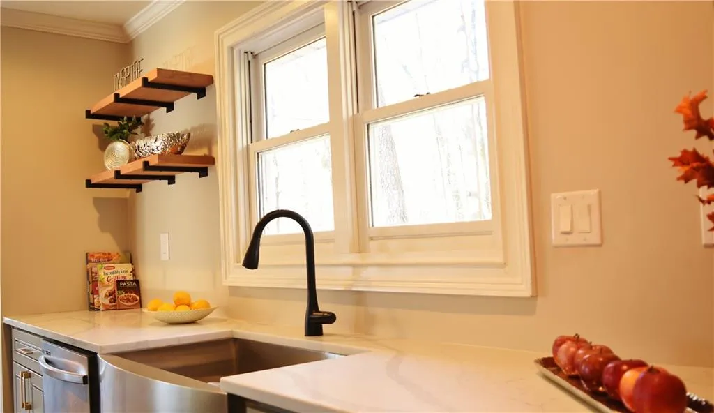 7130 Brandon Mill Road, Sandy Springs, Georgia 30328, 4 Bedrooms Bedrooms, ,3 BathroomsBathrooms,Residential,Sold,7130 Brandon Mill Road,7162667