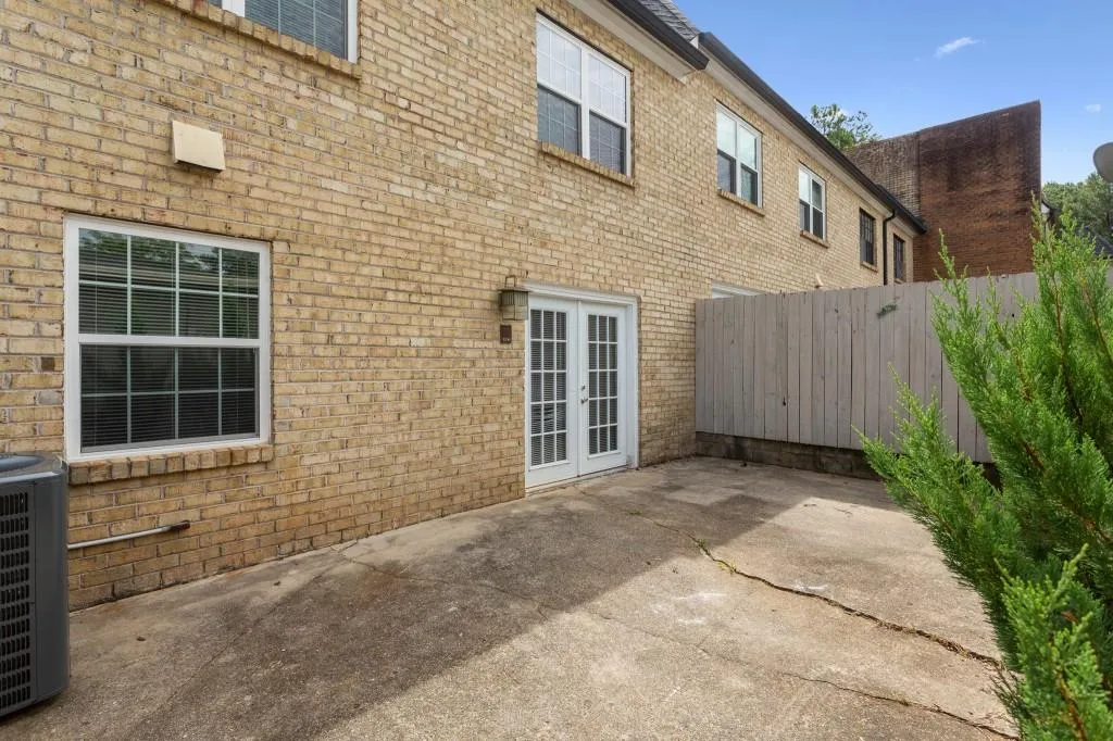 360 Winding River Drive Unit K, Atlanta, Georgia 30350, 3 Bedrooms Bedrooms, ,2 BathroomsBathrooms,Residential,Sold,360 Winding River Drive Unit K,7098182