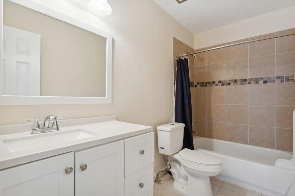 360 Winding River Drive Unit K, Atlanta, Georgia 30350, 3 Bedrooms Bedrooms, ,2 BathroomsBathrooms,Residential,Sold,360 Winding River Drive Unit K,7098182