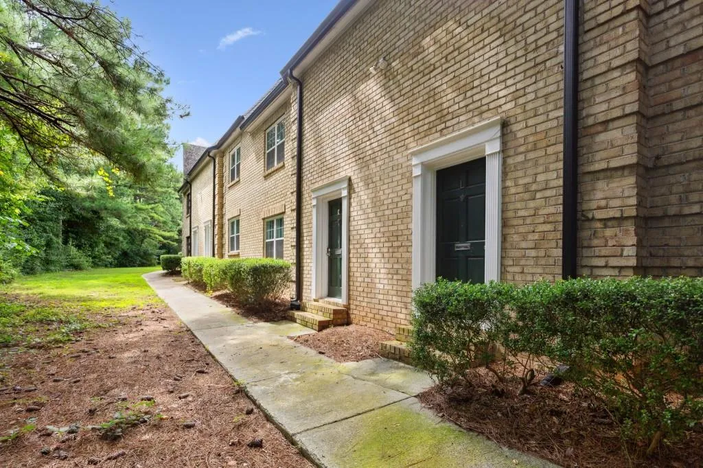 360 Winding River Drive Unit K, Atlanta, Georgia 30350, 3 Bedrooms Bedrooms, ,2 BathroomsBathrooms,Residential,Sold,360 Winding River Drive Unit K,7098182