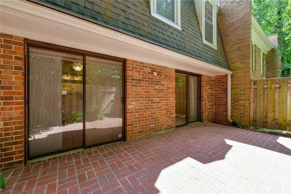 434 The North Chace, Atlanta, Georgia 30328, 3 Bedrooms Bedrooms, ,2 BathroomsBathrooms,Residential,Sold,434 The North Chace,5735464