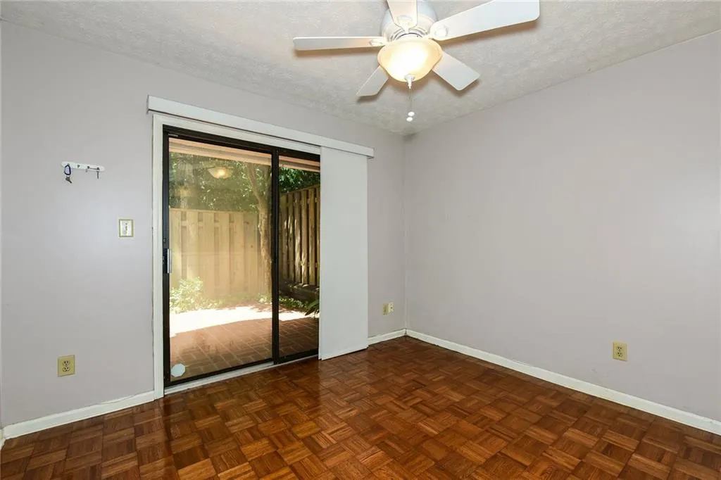 434 The North Chace, Atlanta, Georgia 30328, 3 Bedrooms Bedrooms, ,2 BathroomsBathrooms,Residential,Sold,434 The North Chace,5735464