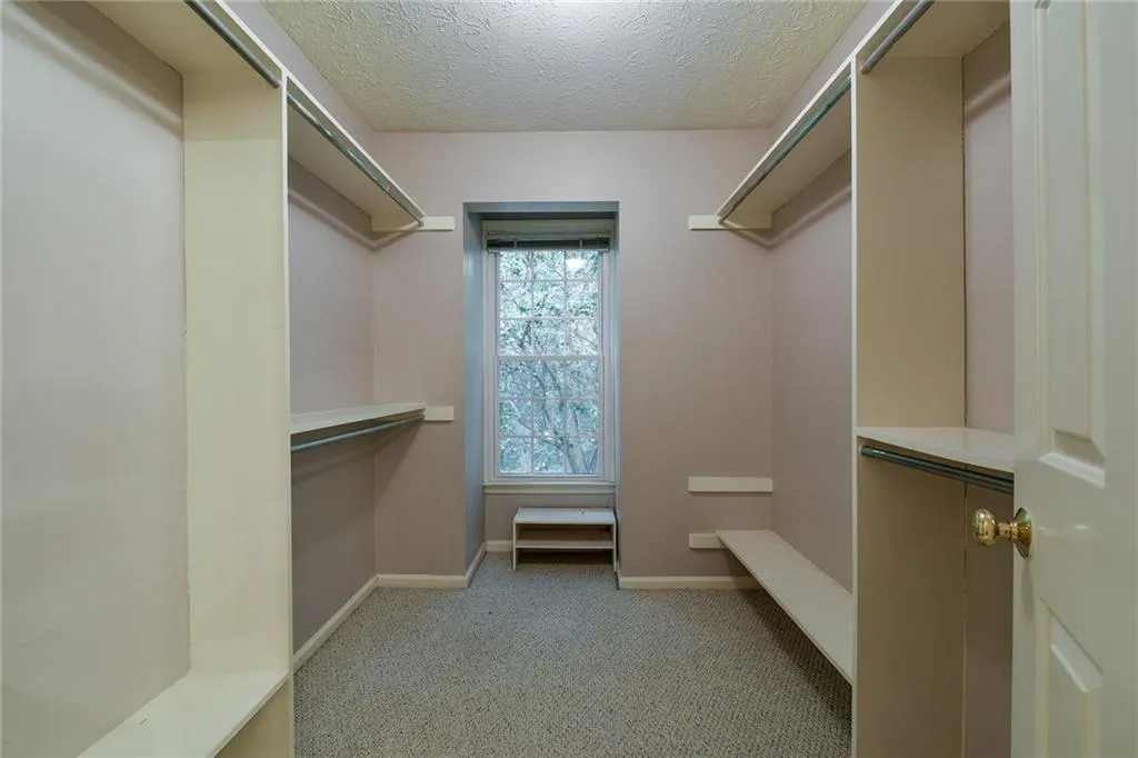 434 The North Chace, Atlanta, Georgia 30328, 3 Bedrooms Bedrooms, ,2 BathroomsBathrooms,Residential,Sold,434 The North Chace,5735464