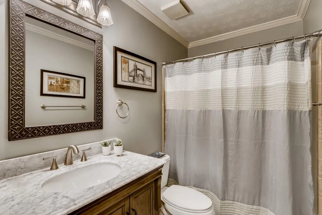 5065 Magnolia Bluff Drive, Sandy Springs, Georgia 30350, 4 Bedrooms Bedrooms, ,3 BathroomsBathrooms,Residential,Sold,5065 Magnolia Bluff Drive,6780916