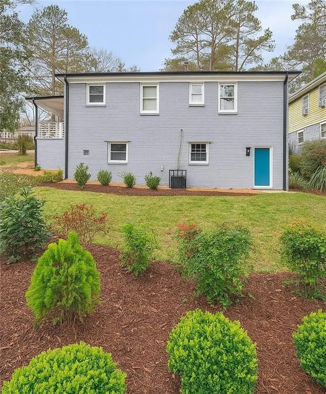563 Center Hill Avenue Nw, Atlanta, Georgia 30318, 4 Bedrooms Bedrooms, ,2 BathroomsBathrooms,Residential,For Sale,563 Center Hill Avenue Nw,7631512