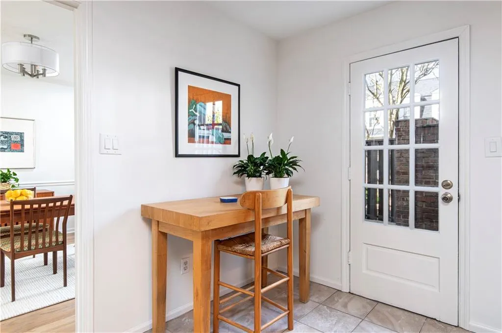 7 Scotland Place Nw, Atlanta, Georgia 30318, 2 Bedrooms Bedrooms, 0 ,2 BathroomsBathrooms,Residential,For Sale,7 Scotland Place Nw,7745752