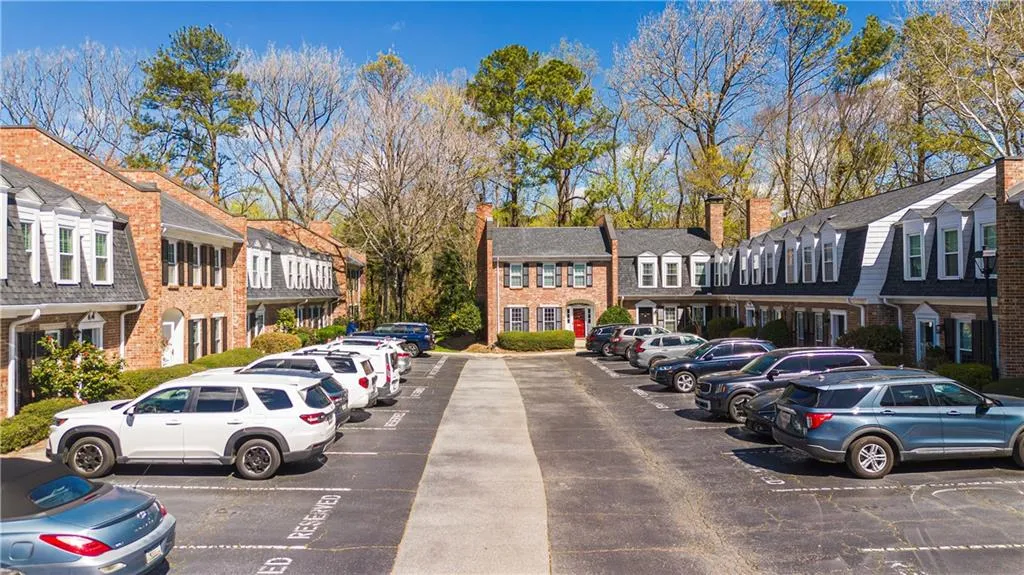 7 Scotland Place Nw, Atlanta, Georgia 30318, 2 Bedrooms Bedrooms, 0 ,2 BathroomsBathrooms,Residential,For Sale,7 Scotland Place Nw,7745752