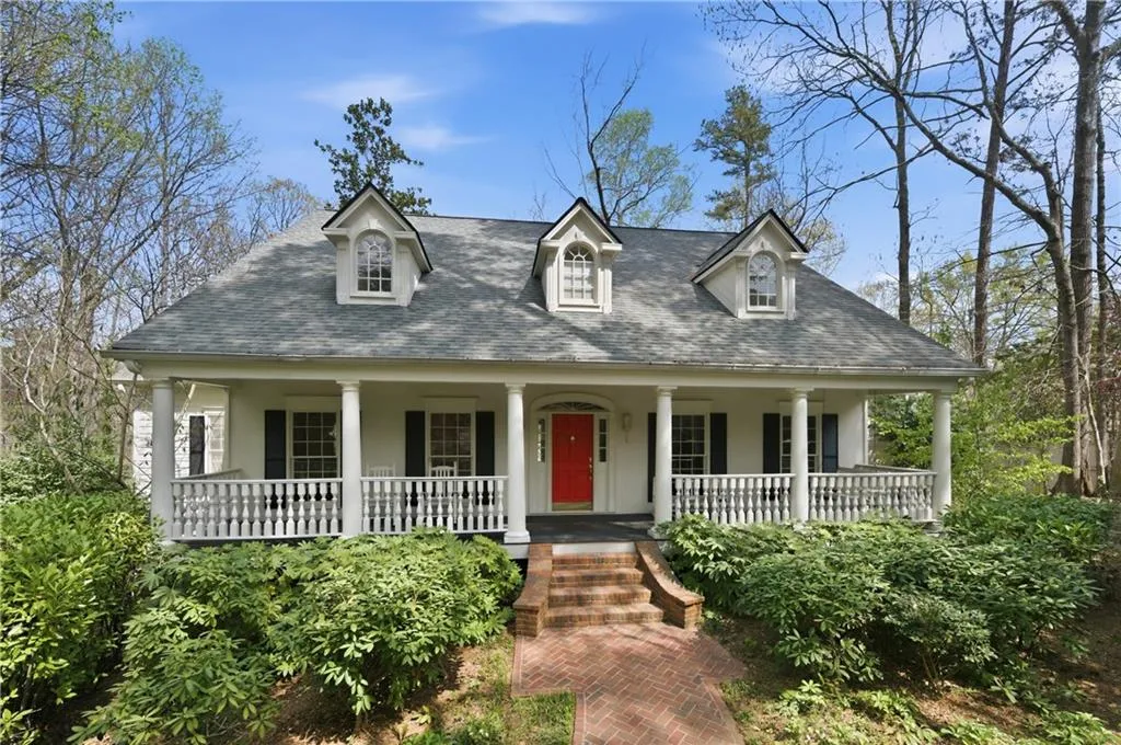 220 Morgan Farm Drive, Atlanta, Georgia 30342, 6 Bedrooms Bedrooms, ,4 BathroomsBathrooms,Residential,For Sale,220 Morgan Farm Drive,7749562