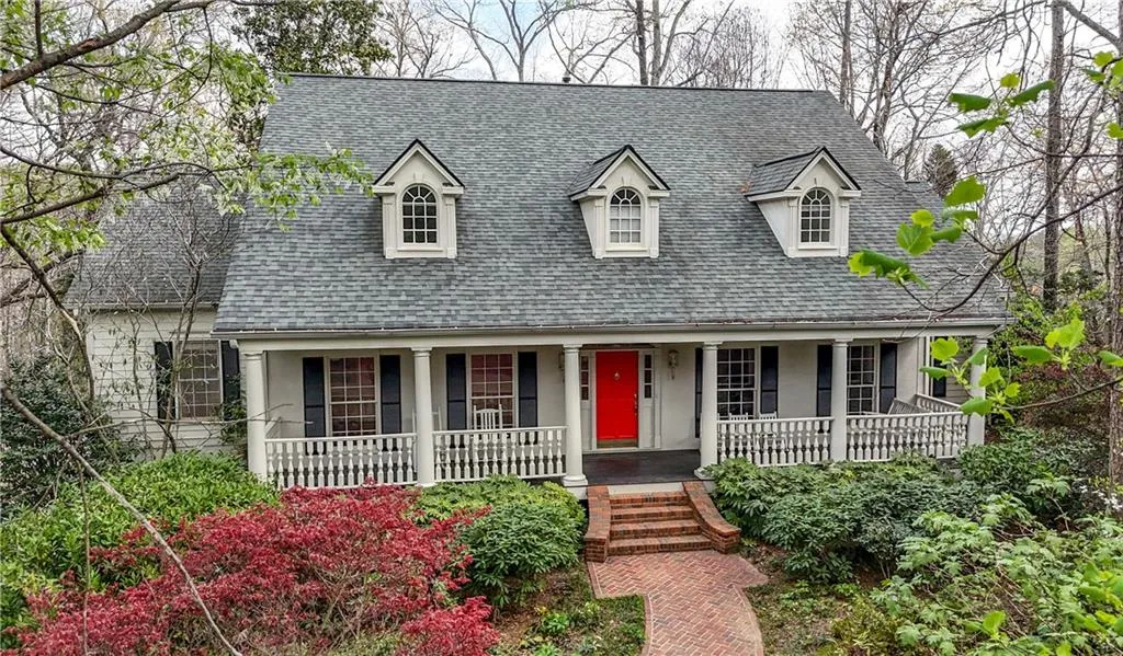 220 Morgan Farm Drive, Atlanta, Georgia 30342, 6 Bedrooms Bedrooms, ,4 BathroomsBathrooms,Residential,For Sale,220 Morgan Farm Drive,7749562