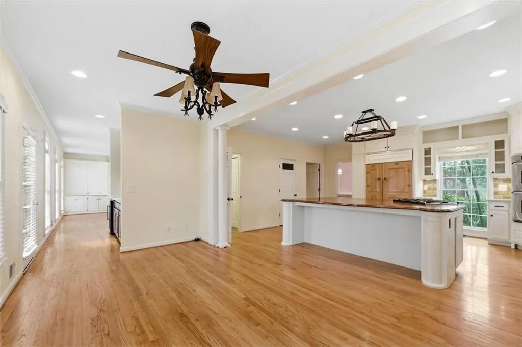 220 Morgan Farm Drive, Atlanta, Georgia 30342, 6 Bedrooms Bedrooms, ,4 BathroomsBathrooms,Residential,For Sale,220 Morgan Farm Drive,7749562