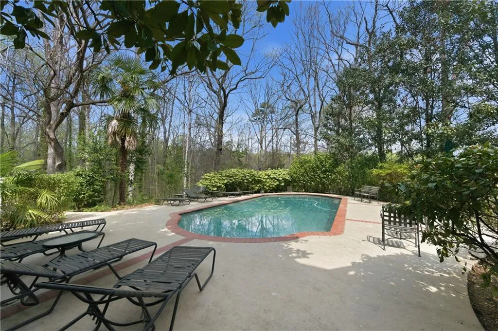 220 Morgan Farm Drive, Atlanta, Georgia 30342, 6 Bedrooms Bedrooms, ,4 BathroomsBathrooms,Residential,For Sale,220 Morgan Farm Drive,7749562