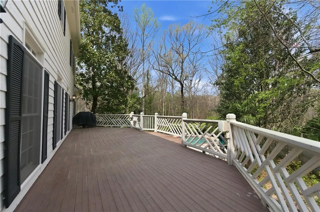 220 Morgan Farm Drive, Atlanta, Georgia 30342, 6 Bedrooms Bedrooms, ,4 BathroomsBathrooms,Residential,For Sale,220 Morgan Farm Drive,7749562