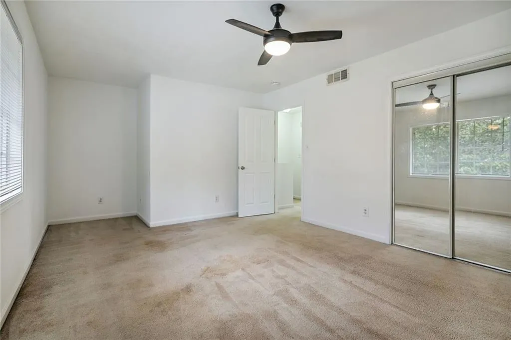 6940 Roswell Road Unit 1f, Atlanta, Georgia 30328, 2 Bedrooms Bedrooms, ,1 BathroomBathrooms,Residential,Sold,6940 Roswell Road Unit 1f,7171471