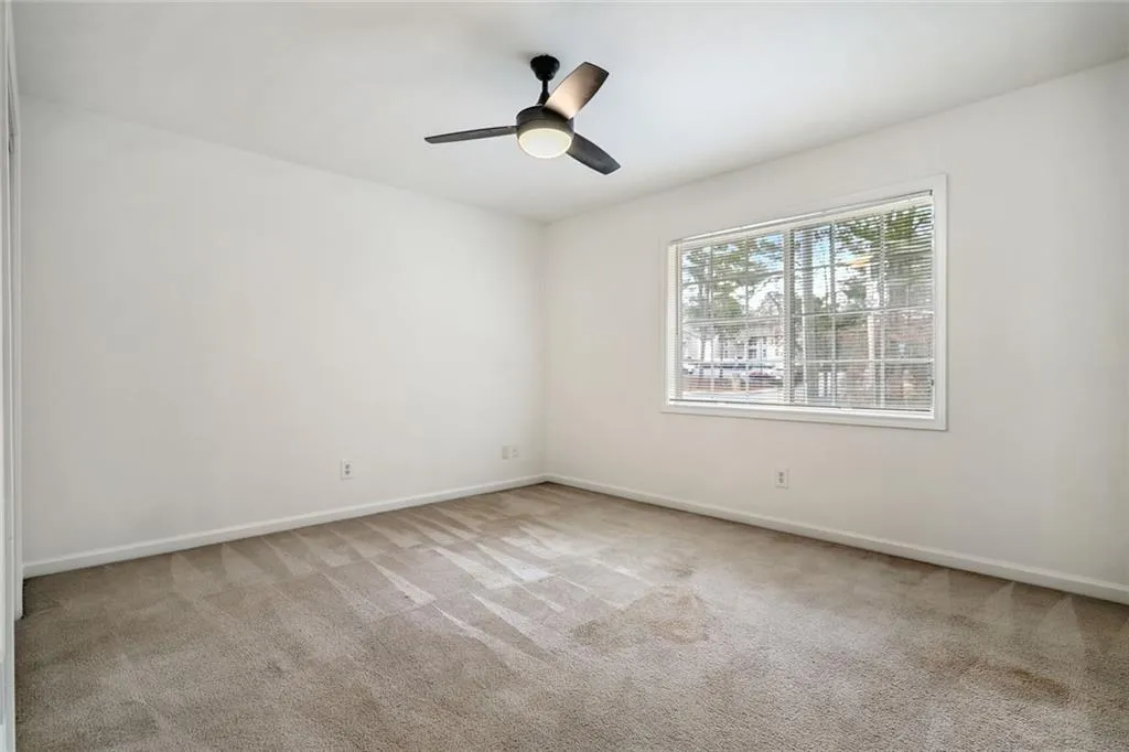 6940 Roswell Road Unit 1f, Atlanta, Georgia 30328, 2 Bedrooms Bedrooms, ,1 BathroomBathrooms,Residential,Sold,6940 Roswell Road Unit 1f,7171471