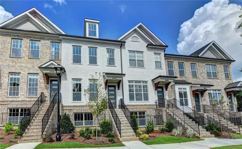 243 Franklin Road, Atlanta, Georgia 30342, 3 Bedrooms Bedrooms, ,3 BathroomsBathrooms,Residential,Sold,243 Franklin Road,5986067