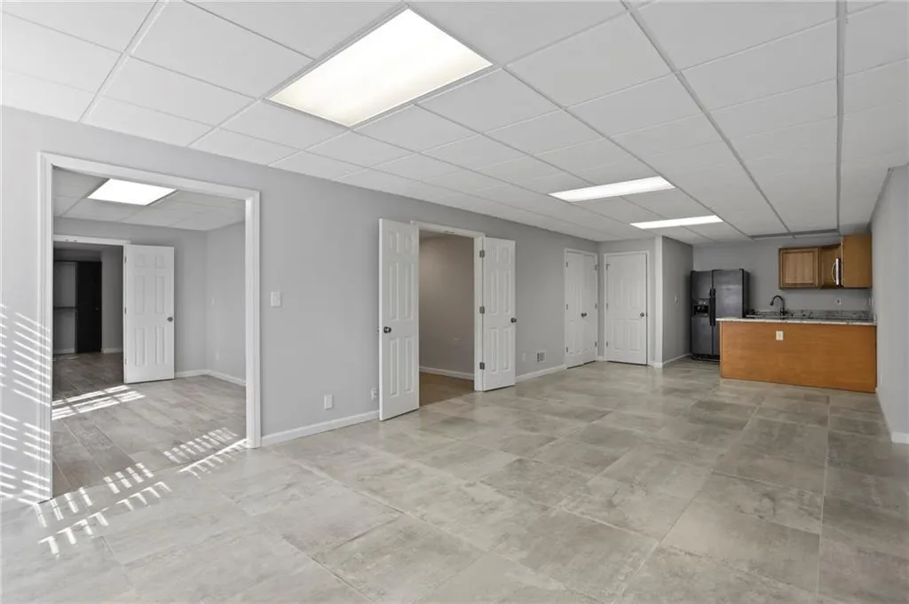 6725 Laurian Wood Drive, Sandy Springs, Georgia 30328, 5 Bedrooms Bedrooms, ,4 BathroomsBathrooms,Residential,Sold,6725 Laurian Wood Drive,6665931