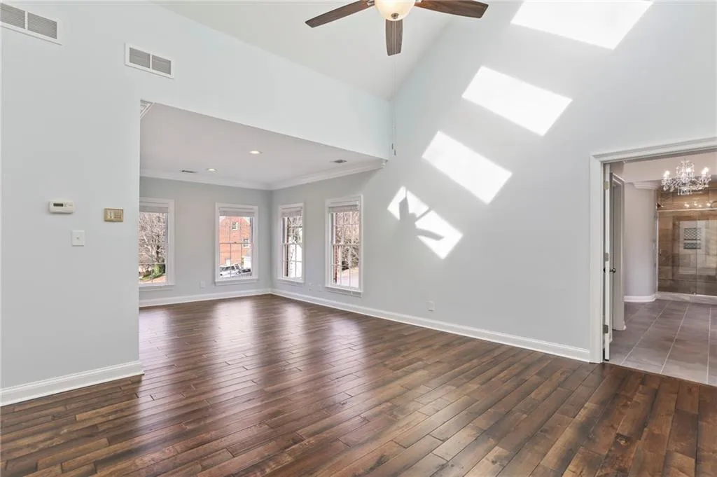 6725 Laurian Wood Drive, Sandy Springs, Georgia 30328, 5 Bedrooms Bedrooms, ,4 BathroomsBathrooms,Residential,Sold,6725 Laurian Wood Drive,6665931