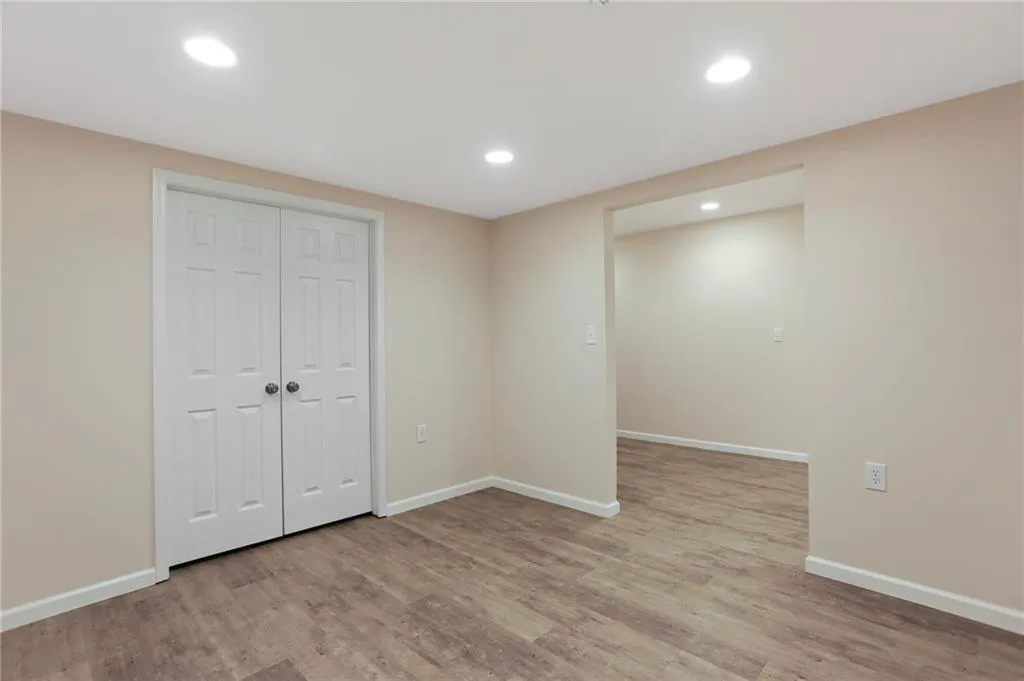 6725 Laurian Wood Drive, Sandy Springs, Georgia 30328, 5 Bedrooms Bedrooms, ,4 BathroomsBathrooms,Residential,Sold,6725 Laurian Wood Drive,6665931