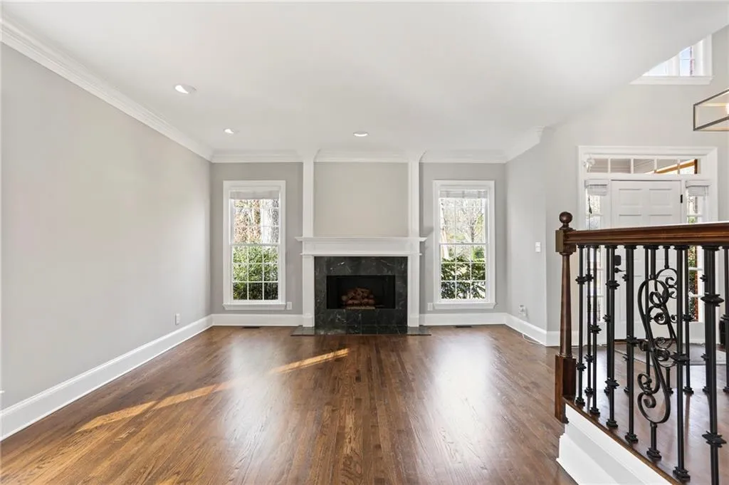 6725 Laurian Wood Drive, Sandy Springs, Georgia 30328, 5 Bedrooms Bedrooms, ,4 BathroomsBathrooms,Residential,Sold,6725 Laurian Wood Drive,6665931