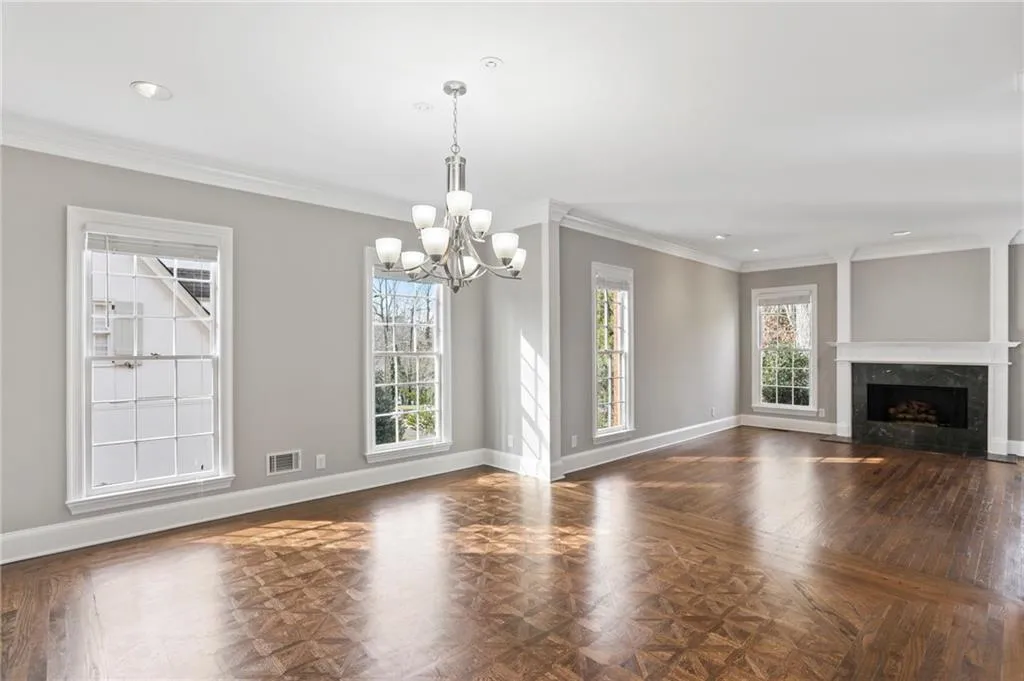 6725 Laurian Wood Drive, Sandy Springs, Georgia 30328, 5 Bedrooms Bedrooms, ,4 BathroomsBathrooms,Residential,Sold,6725 Laurian Wood Drive,6665931