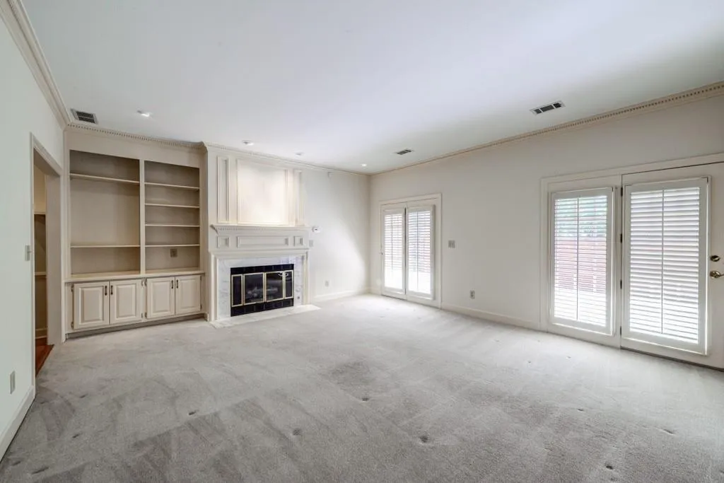 18 Ridgemere Trace, Sandy Springs, Georgia 30328, 3 Bedrooms Bedrooms, ,2 BathroomsBathrooms,Residential,Sold,18 Ridgemere Trace,5843241