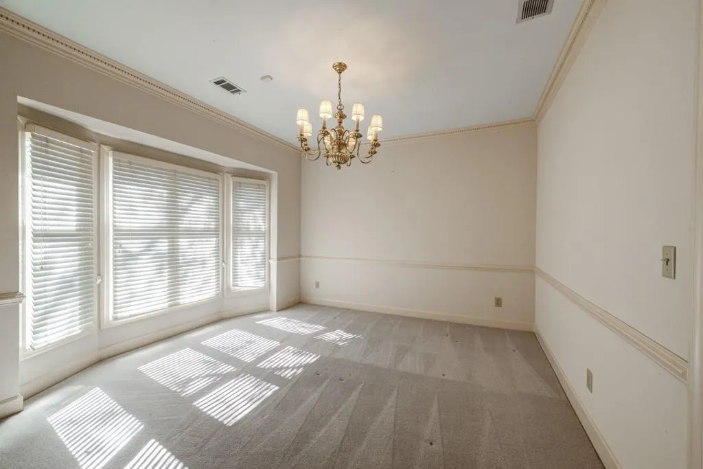 18 Ridgemere Trace, Sandy Springs, Georgia 30328, 3 Bedrooms Bedrooms, ,2 BathroomsBathrooms,Residential,Sold,18 Ridgemere Trace,5843241