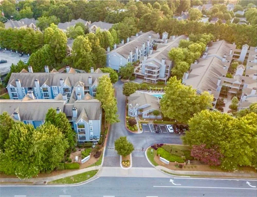 102 Granville Court, Sandy Springs, Georgia 30328, 1 Bedroom Bedrooms, ,1 BathroomBathrooms,Residential,Sold,102 Granville Court,6108444