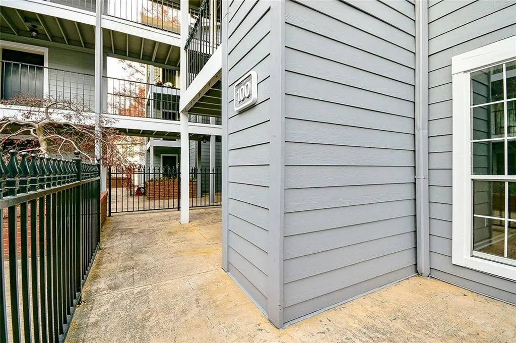 102 Granville Court, Sandy Springs, Georgia 30328, 1 Bedroom Bedrooms, ,1 BathroomBathrooms,Residential,Sold,102 Granville Court,6108444