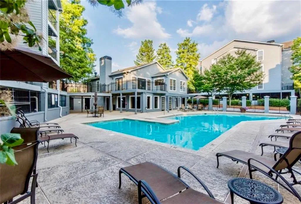 102 Granville Court, Sandy Springs, Georgia 30328, 1 Bedroom Bedrooms, ,1 BathroomBathrooms,Residential,Sold,102 Granville Court,6108444