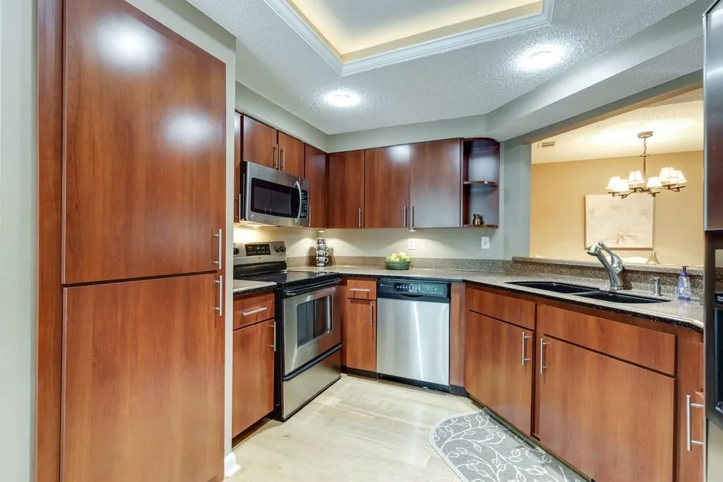 43 Dunwoody Springs Drive Ne Unit 43, Atlanta, Georgia 30328, 3 Bedrooms Bedrooms, ,2 BathroomsBathrooms,Residential,Sold,43 Dunwoody Springs Drive Ne Unit 43,6784433