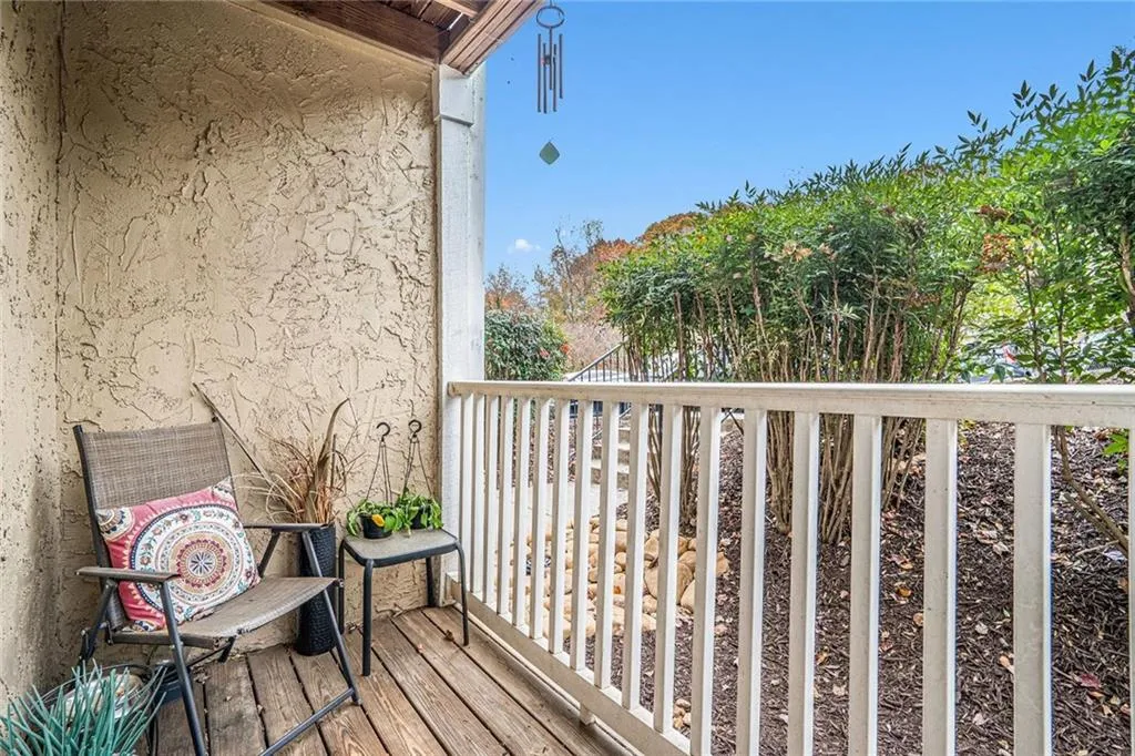 3120 Seven Pines Court Unit 203, Atlanta, Georgia 30339, 2 Bedrooms Bedrooms, 0 ,1 BathroomBathrooms,Residential,For Sale,3120 Seven Pines Court Unit 203,7683468