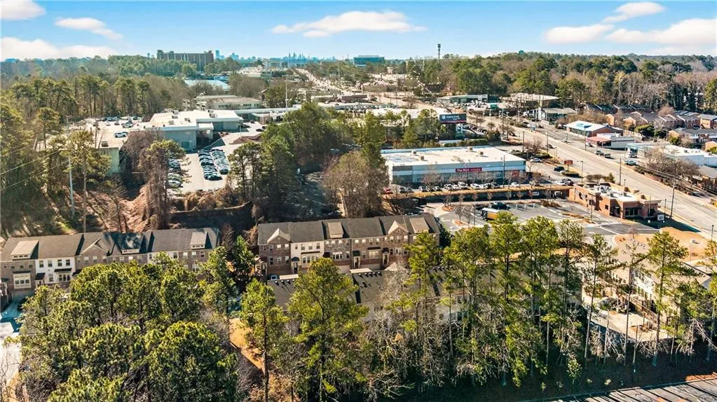 368 Provenance Drive, Atlanta, Georgia 30328, 3 Bedrooms Bedrooms, ,3 BathroomsBathrooms,Residential,For Sale,368 Provenance Drive,7708823