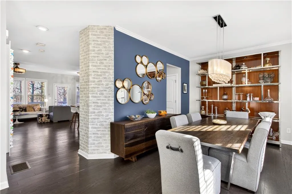 368 Provenance Drive, Atlanta, Georgia 30328, 3 Bedrooms Bedrooms, ,3 BathroomsBathrooms,Residential,For Sale,368 Provenance Drive,7708823