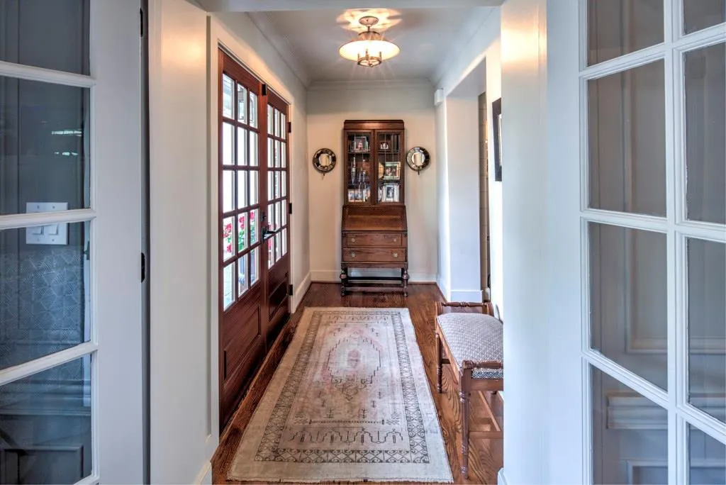 3189 E Wood Valley Road Nw, Atlanta, Georgia 30327, 5 Bedrooms Bedrooms, ,4 BathroomsBathrooms,Residential,Sold,3189 E Wood Valley Road Nw,5826867