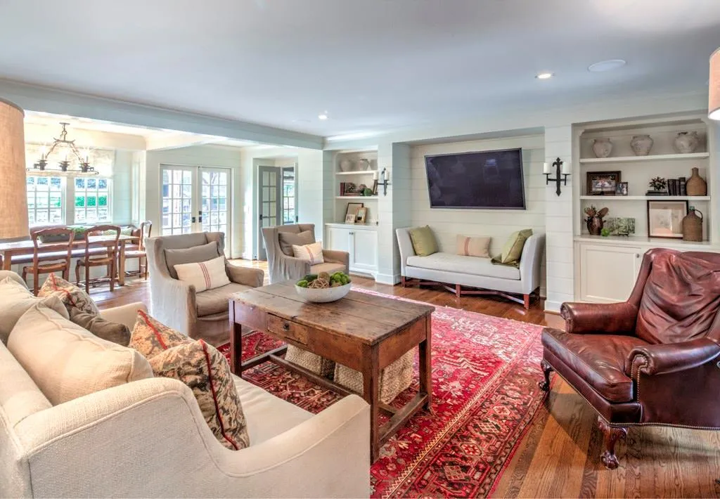 3189 E Wood Valley Road Nw, Atlanta, Georgia 30327, 5 Bedrooms Bedrooms, ,4 BathroomsBathrooms,Residential,Sold,3189 E Wood Valley Road Nw,5826867