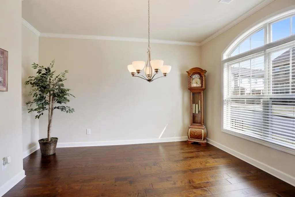 7420 Glisten Avenue, Atlanta, Georgia 30328, 3 Bedrooms Bedrooms, ,3 BathroomsBathrooms,Residential,Sold,7420 Glisten Avenue,5666467