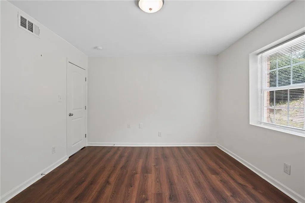 315 Winding River Road Unit E, Sandy Springs, Georgia 30350, 3 Bedrooms Bedrooms, ,2 BathroomsBathrooms,Residential,Sold,315 Winding River Road Unit E,7401062