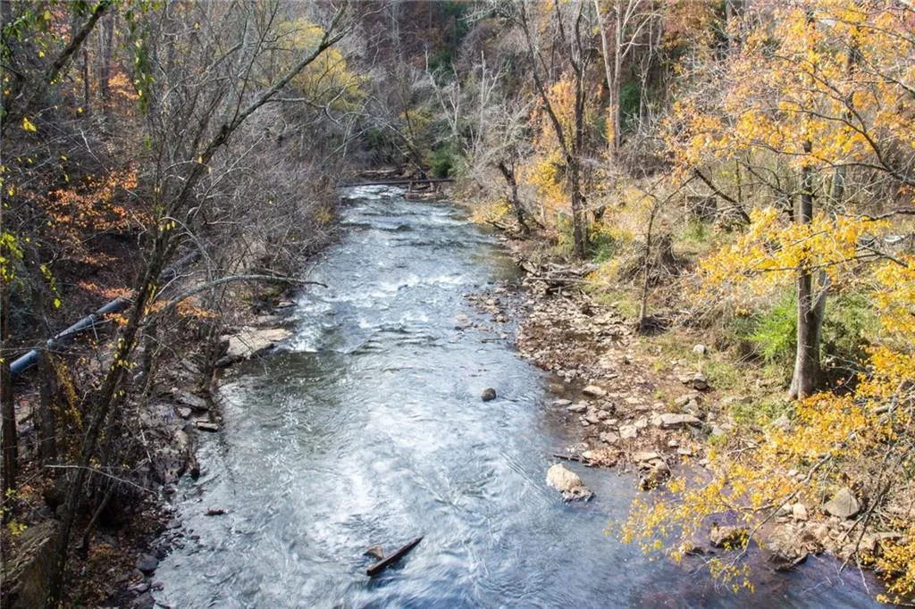 315 Winding River Road Unit E, Sandy Springs, Georgia 30350, 3 Bedrooms Bedrooms, ,2 BathroomsBathrooms,Residential,Sold,315 Winding River Road Unit E,7401062