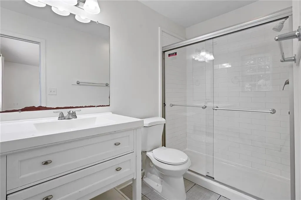 315 Winding River Road Unit E, Sandy Springs, Georgia 30350, 3 Bedrooms Bedrooms, ,2 BathroomsBathrooms,Residential,Sold,315 Winding River Road Unit E,7401062
