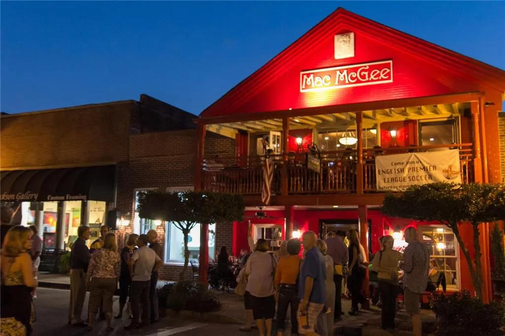 315 Winding River Road Unit E, Sandy Springs, Georgia 30350, 3 Bedrooms Bedrooms, ,2 BathroomsBathrooms,Residential,Sold,315 Winding River Road Unit E,7401062