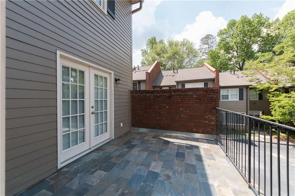 5213 Glenridge Drive, Atlanta, Georgia 30342, 3 Bedrooms Bedrooms, ,3 BathroomsBathrooms,Residential,Sold,5213 Glenridge Drive,5688827